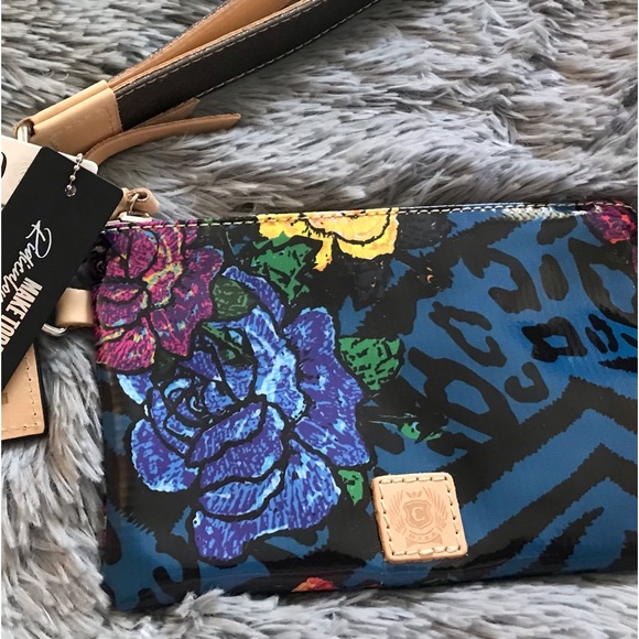 Consuela LoLo Combi wristlet wallet - Picture 3 of 10